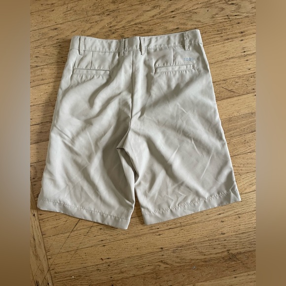 IZOD golf shorts youth size 16 - Picture 7 of 8